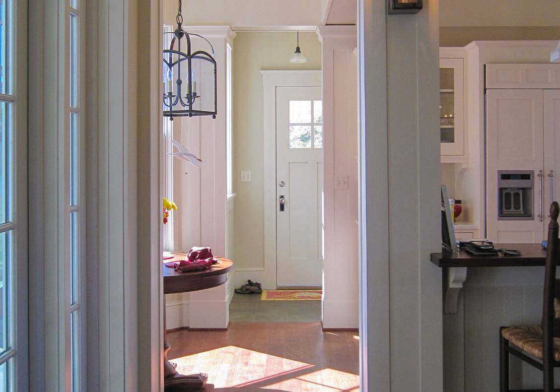 Custom-milled trim, profiles and wainscot recall the character of the wooden boats that once plied the Chesapeake Bay.